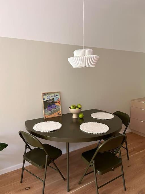 Apartment Zwirn, Free Parking, 24/7 Access Bratislava Exterior foto